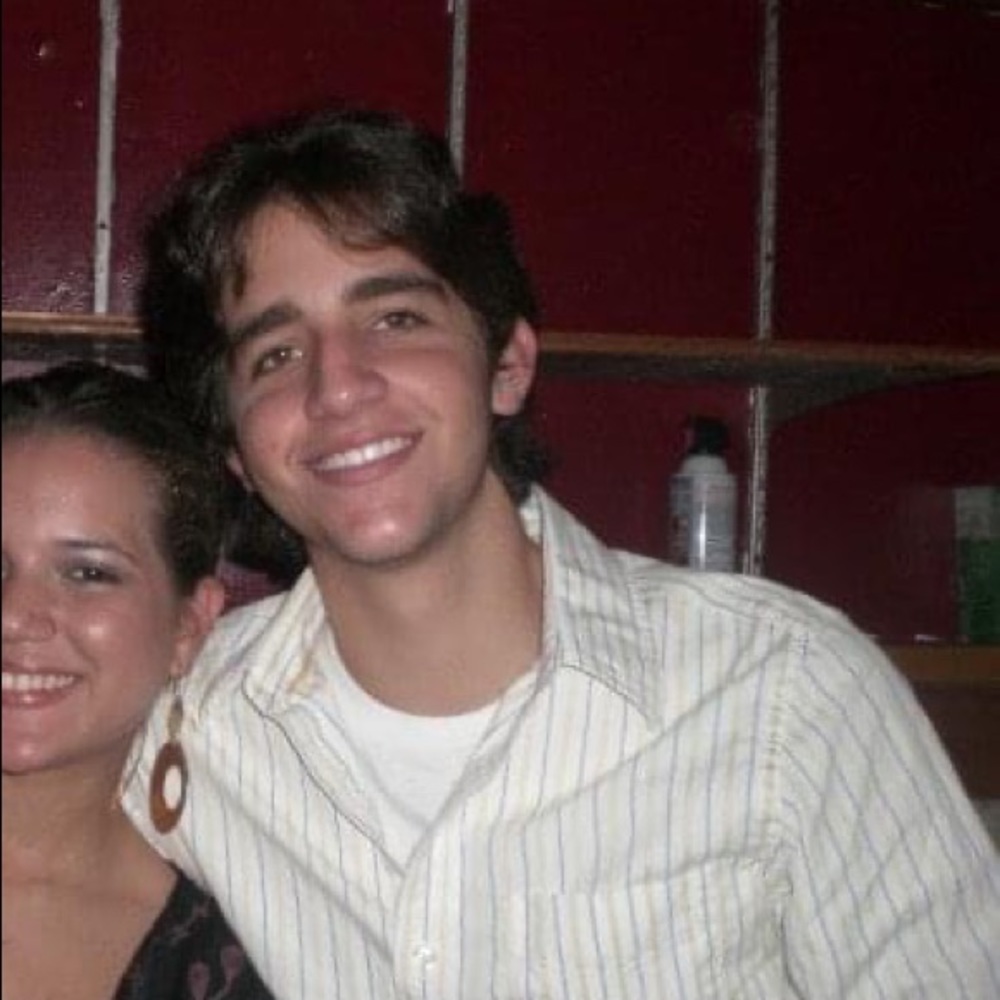 Meet your Posher, Luis